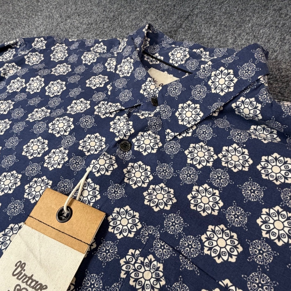 Vintage Silk Circa 1969 Mens XXL Navy Blue Floral Turtle Print Silk Button Shirt